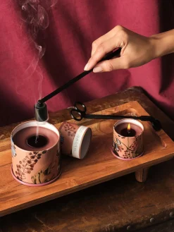 Vela perfumada Vanity Tin (almizcle de cachemira, hoja de tabaco y naranja)