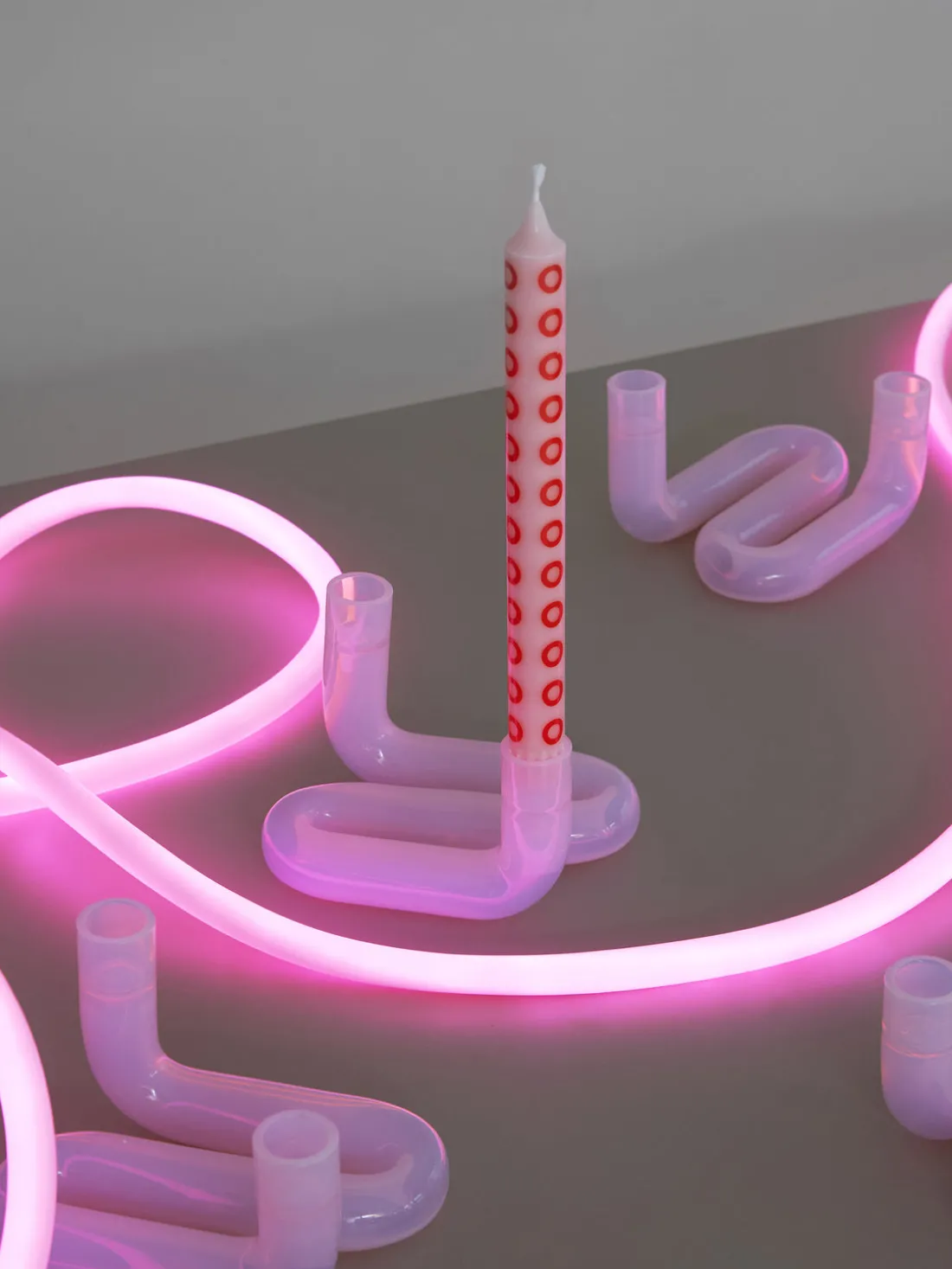 Velas cónicas Happy, 4 uds.