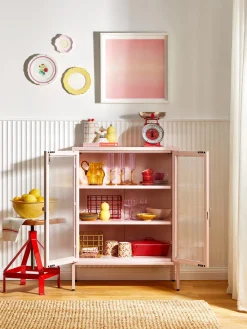 Vitrina de metal con cristal acanalado The Mixer