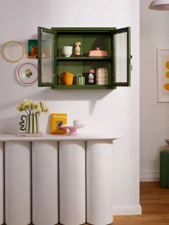 Vitrina de pared The Kit