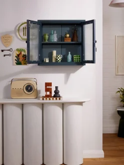 Vitrina de pared The Kit